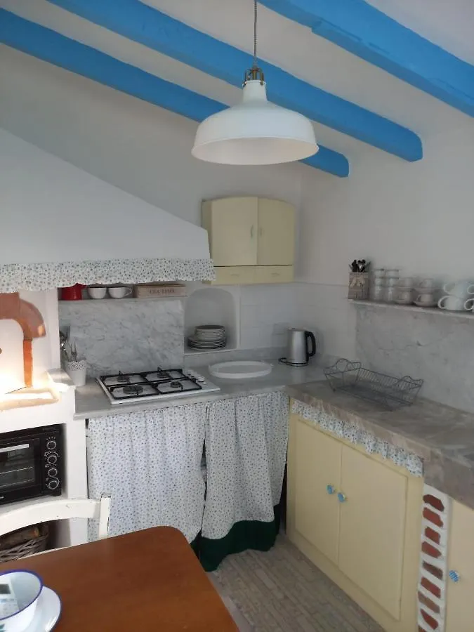 La Casetta Della Rina Lerici 0*,  Itálie