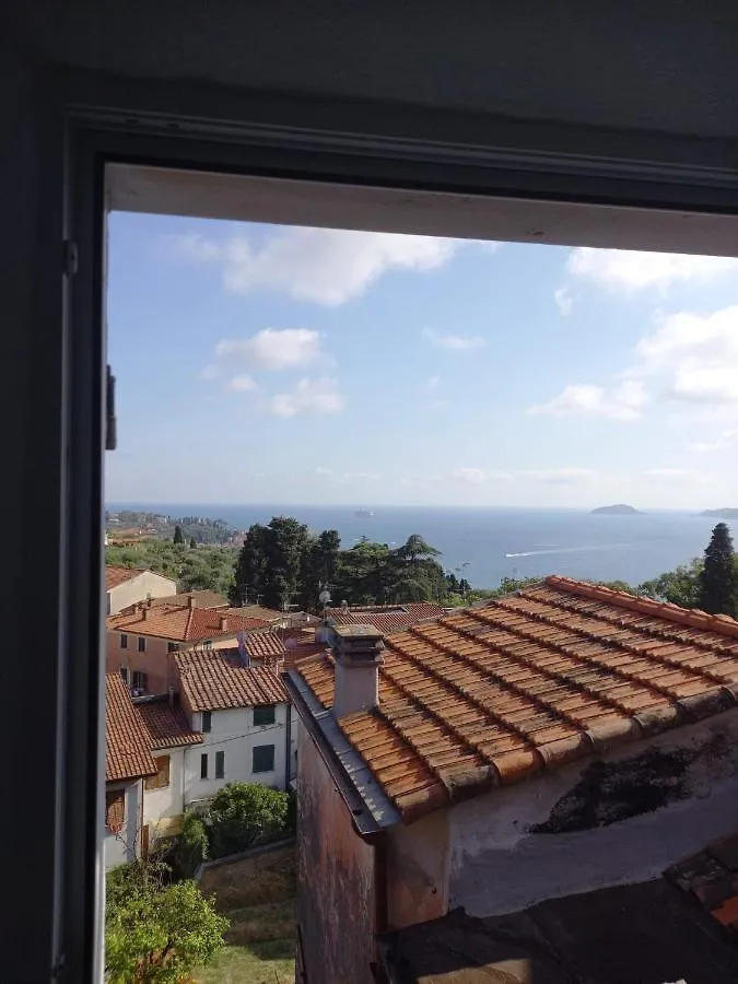 La Casetta Della Rina Lerici 0*,